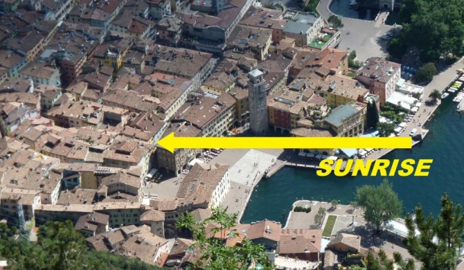 Appartamento Sunrise - Centro Storico N1