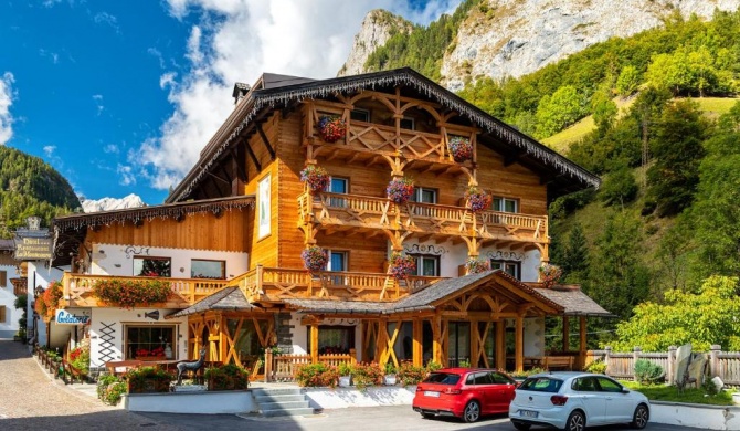 Alpenhotel La Montanara