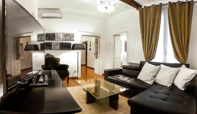 Banchi - Classic apartment between Navona and Campo dei Fiori