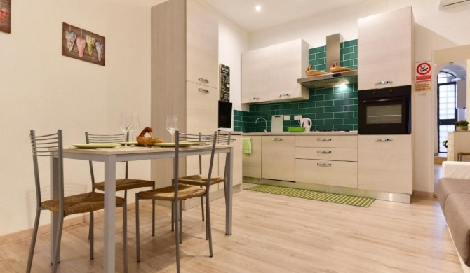 BMGA l Coliseum Rome Apartment 1Bdr for Couples