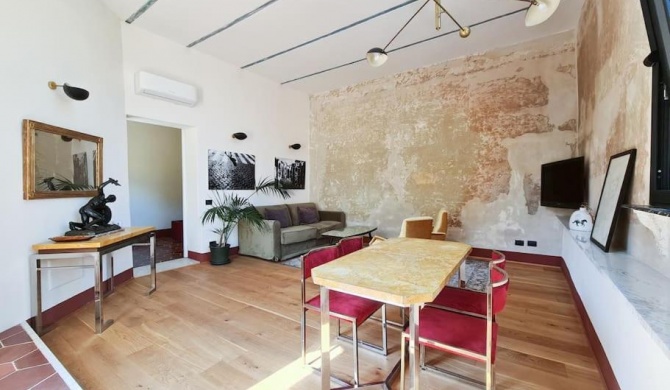 Boutique Penthouse with terrace, Spanish Steps