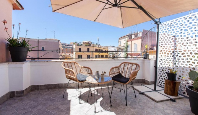 Casina Monti Penthouse Terrazza w Stunning Views