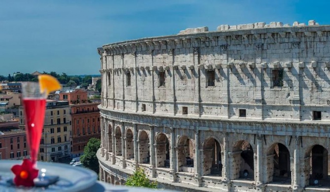 Colosseum Corner