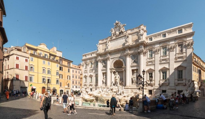 Fontana di Trevi Elegant and Exclusive Apartment