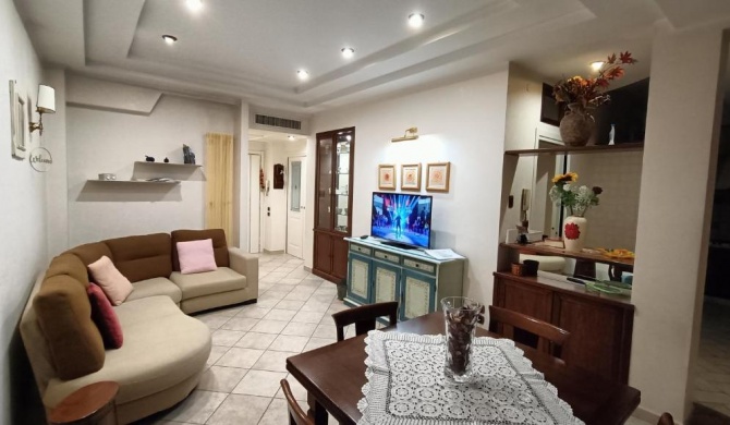 In Rome in an elegant apartment for 4 people, Deluxe with Jacuzzi