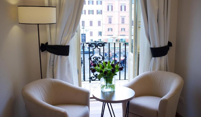 Piazza Farnese Luxury Suites