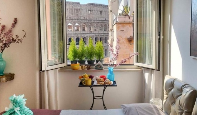 Rental in Rome Colosseo View Luxury