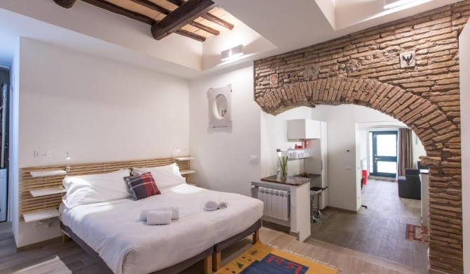 Rental in Rome Trastevere White