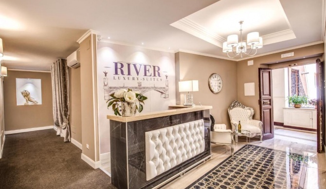 River Luxury Suites