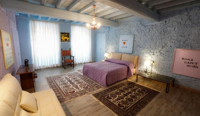 Rome old town luxury loft